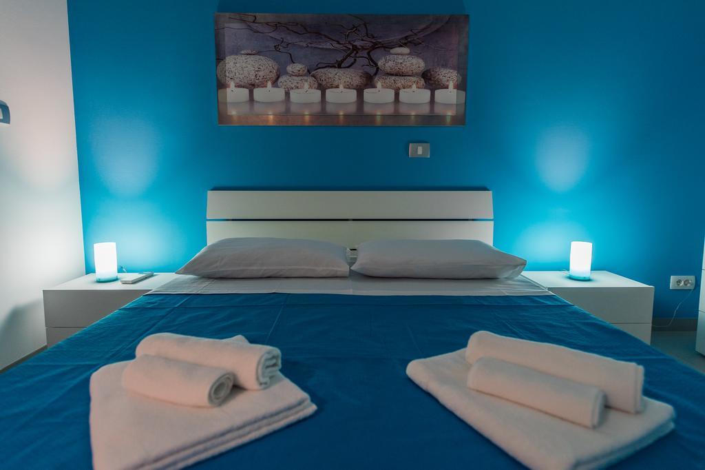 Blue Sky Apartments Rogoznica  Esterno foto